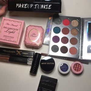 MAKEUP BUNDLE
